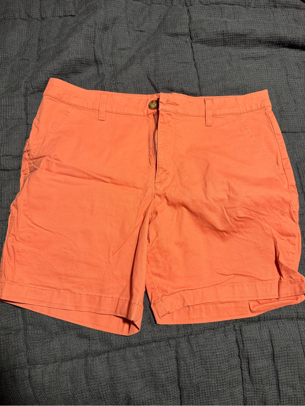 chubbies Coral Flat-Front Men's Shorts